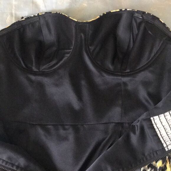 Yellow & Black Animal Print Guess Los Angeles Dress Size 2 - Picture 5 of 9